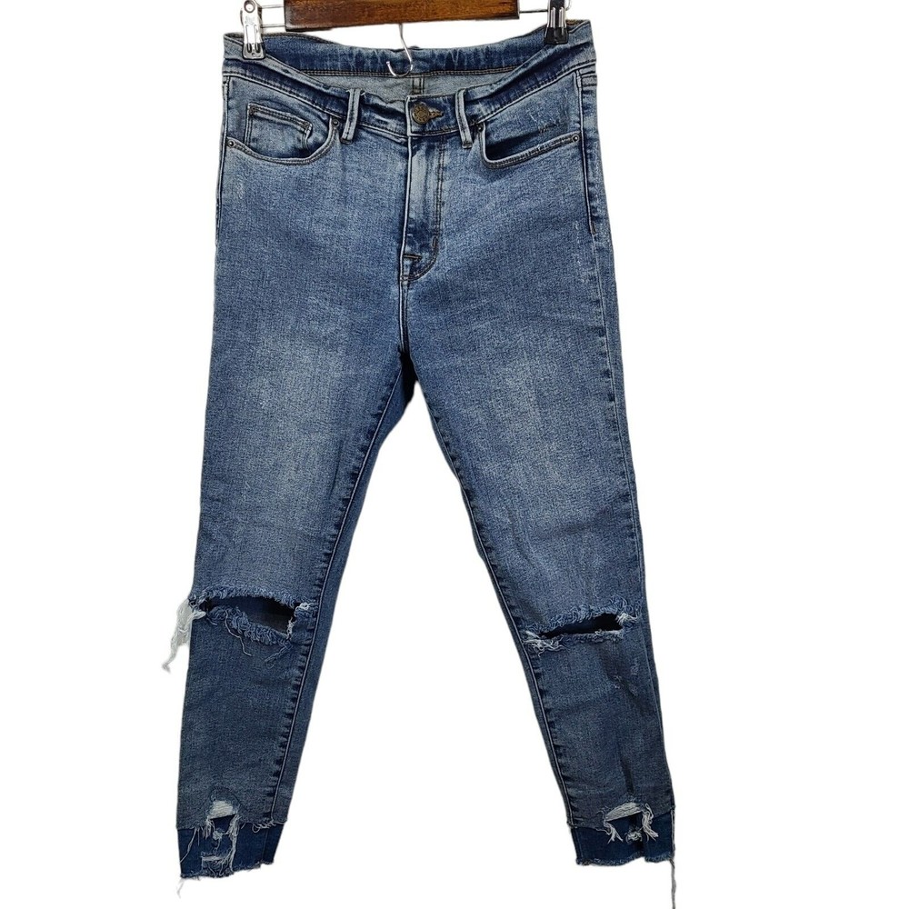 BDG Lightwash High Waist Distressed Skinny Jeans